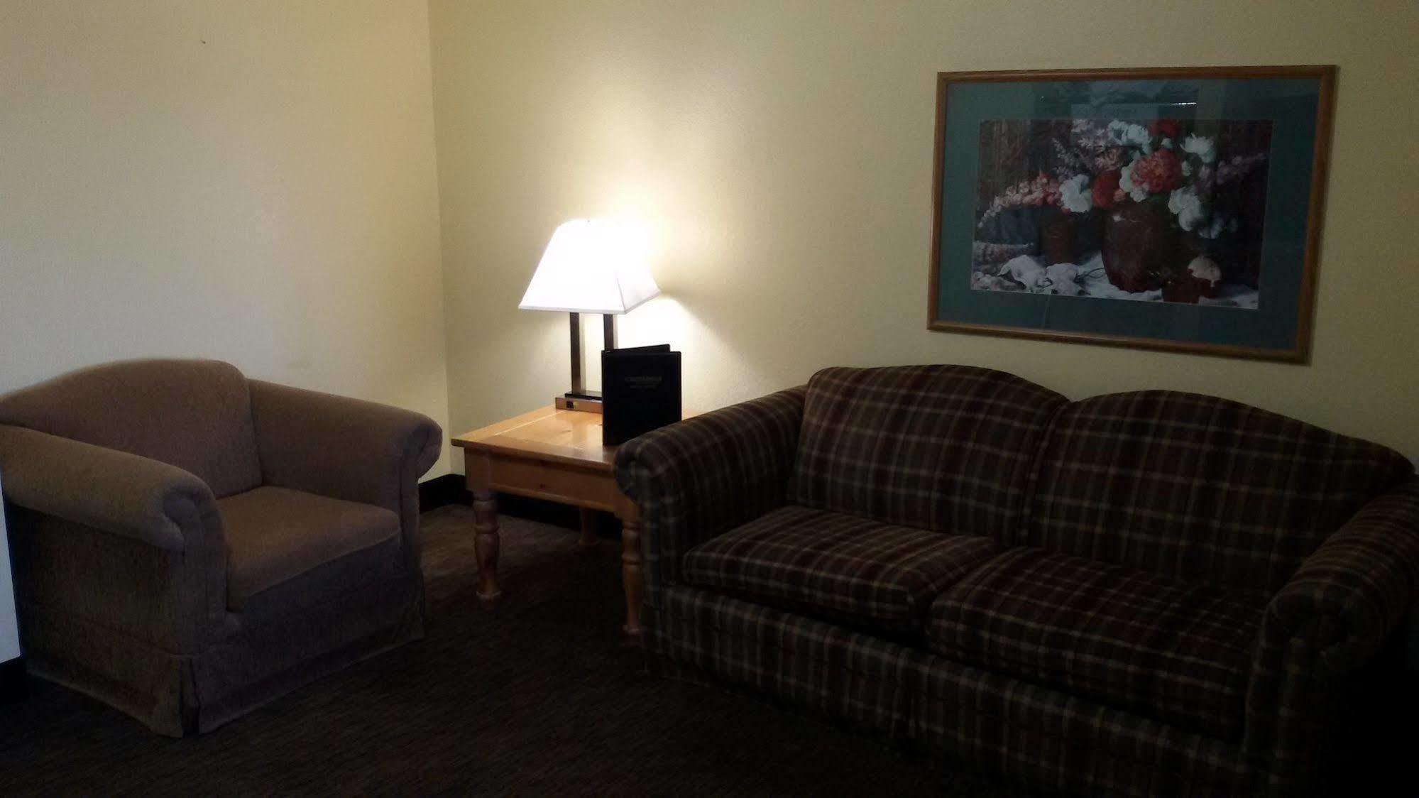 Grandstay Hotel And Suite Waseca Exterior foto